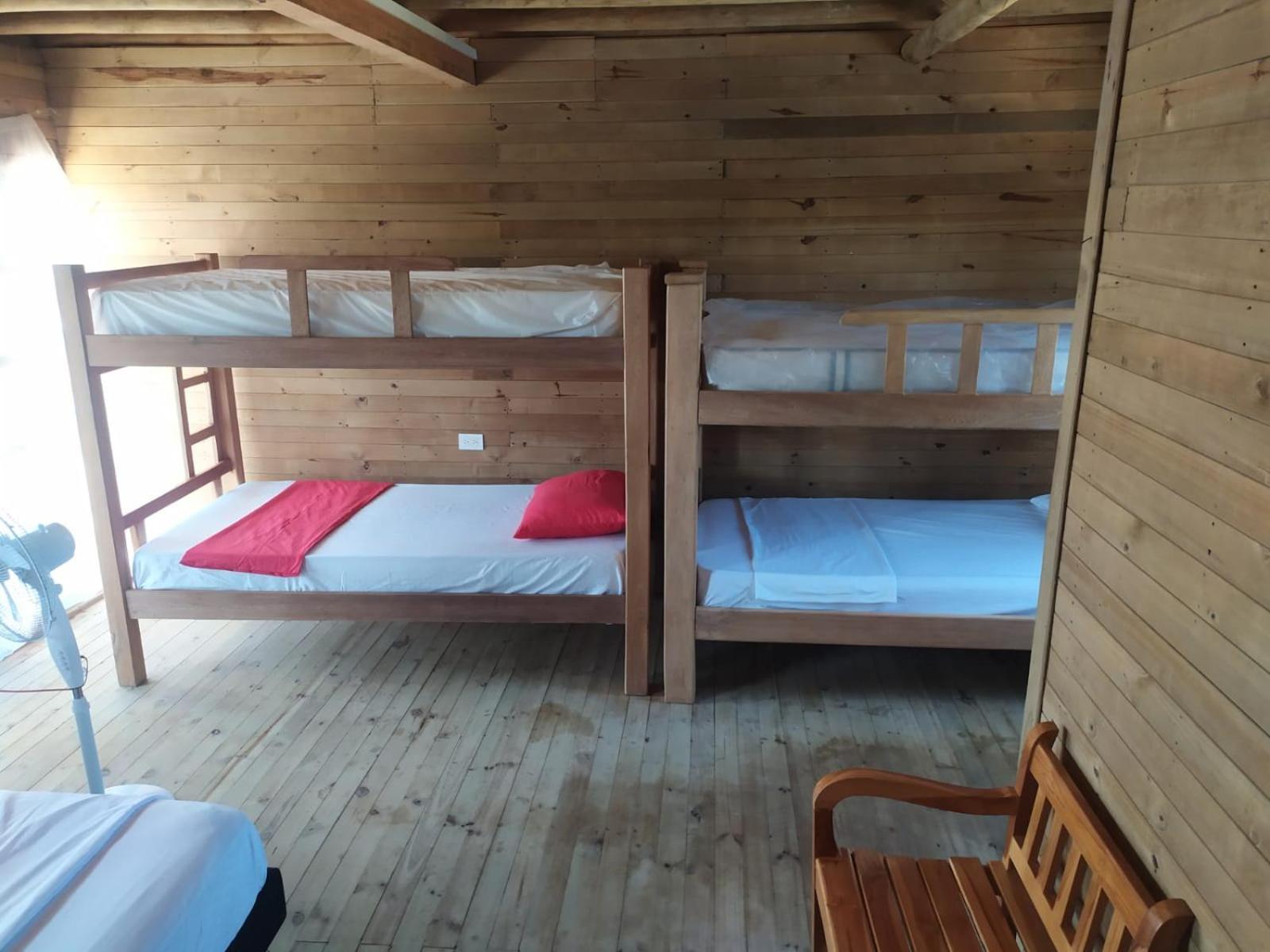 Hostel Villa Luz Beach Tintipan Island エクステリア 写真